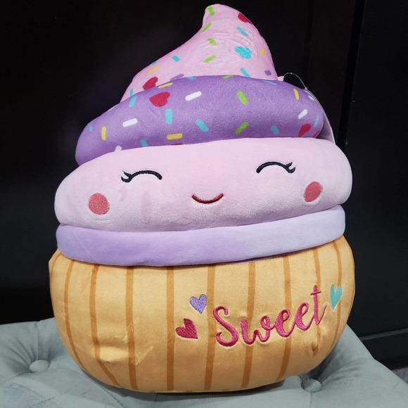 Squishmallows 2022 Kimmie the Cupcake Valentine Squad 12" Plush Toy Purple NWT - Picture 2 of 12